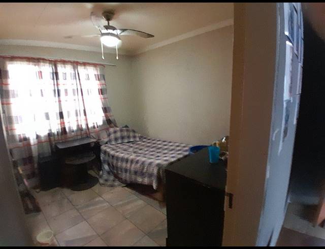 3 BEDROOM HOUSE FOR SALE IN OOS EINDE